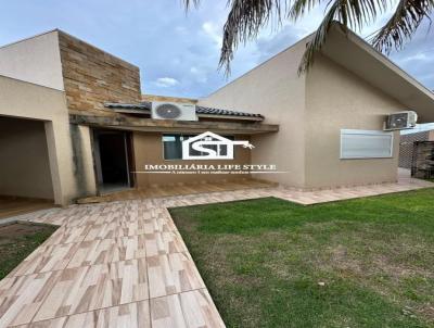 Casa para Venda, em Lucas do Rio Verde, bairro Bairro Bandeirantes, 3 dormit�rios, 1 banheiro, 1 su�te, 2 vagas