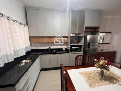 Casa para Venda, em Lucas do Rio Verde, bairro Parque das Emas, 2 dormitórios, 2 banheiros, 3 vagas